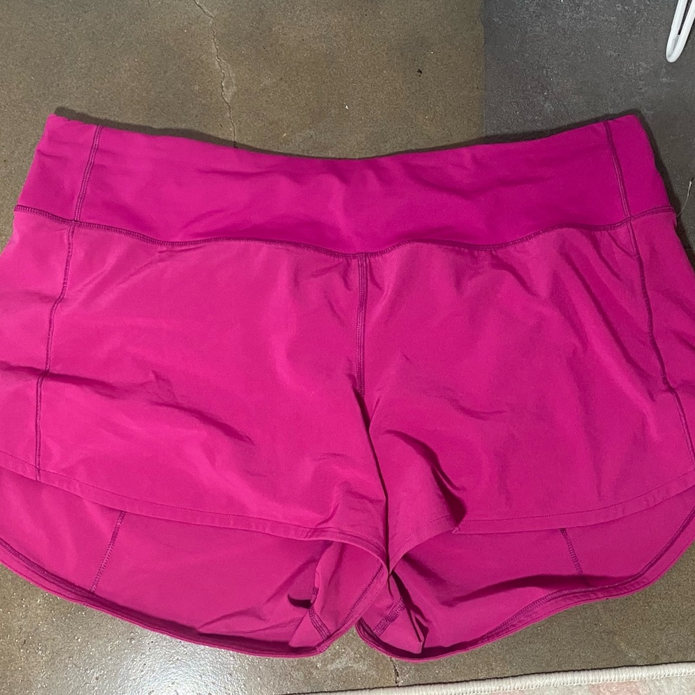 Lululemon Ripened Raspberry 4” Speed Ups
